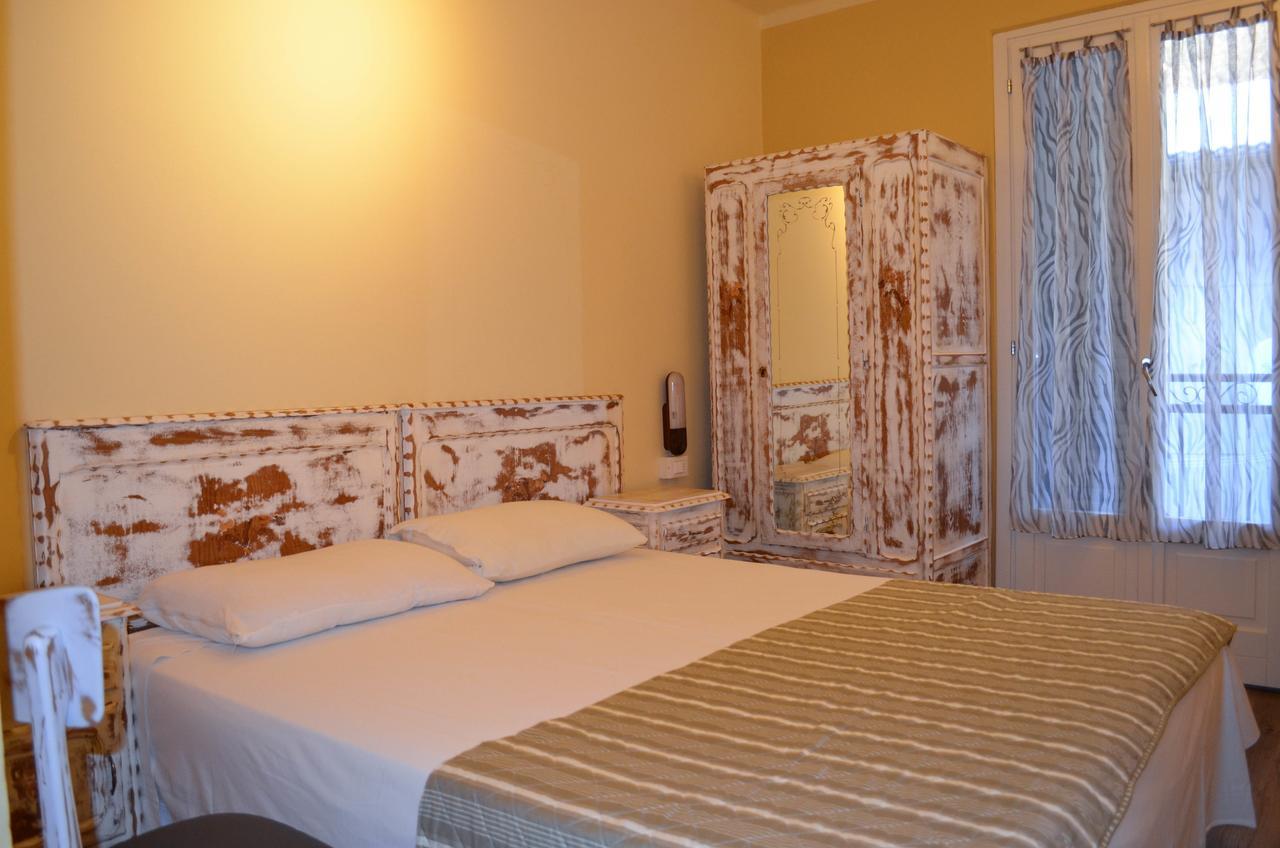 Albergo La Pace Pradleves Kültér fotó
